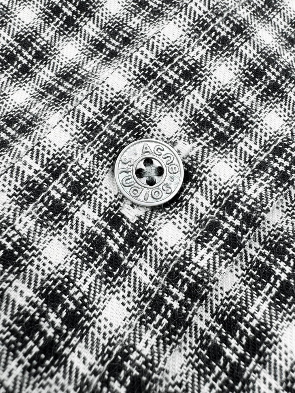 2026 New GS Logo Tartan Button-Down Shirt (CC941-B50)