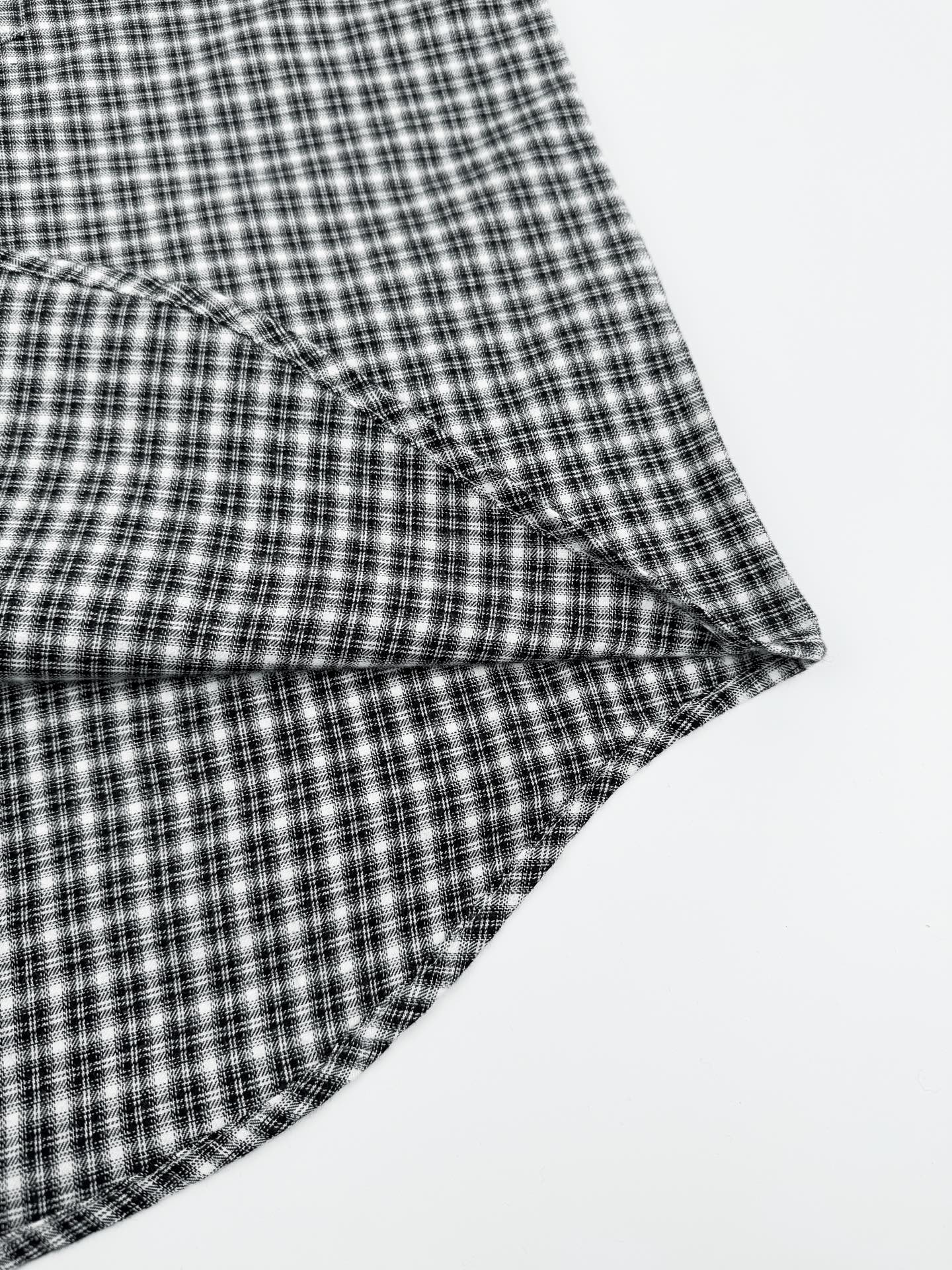 2026 New GS Logo Tartan Button-Down Shirt (CC941-B50)
