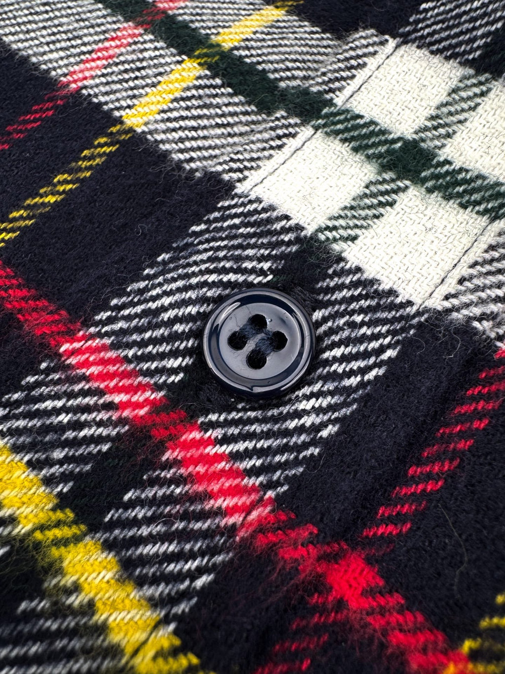 2026 New GS Logo Check Shirt (BB742-B40)