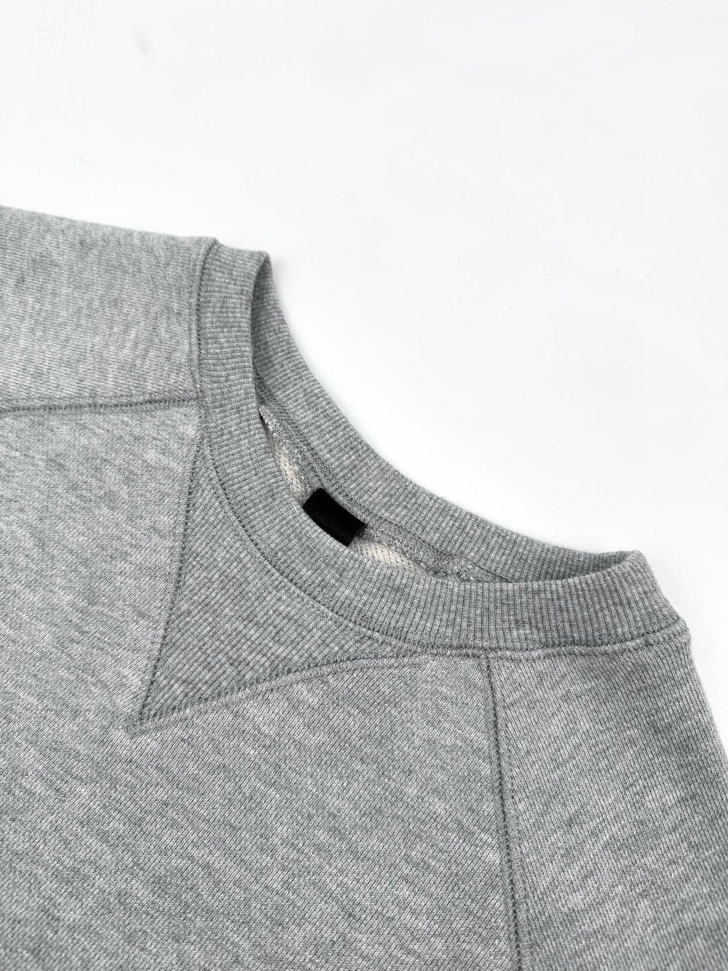 2026 New GS Logo Crew Neck Sweatshirt (CC917-B20)