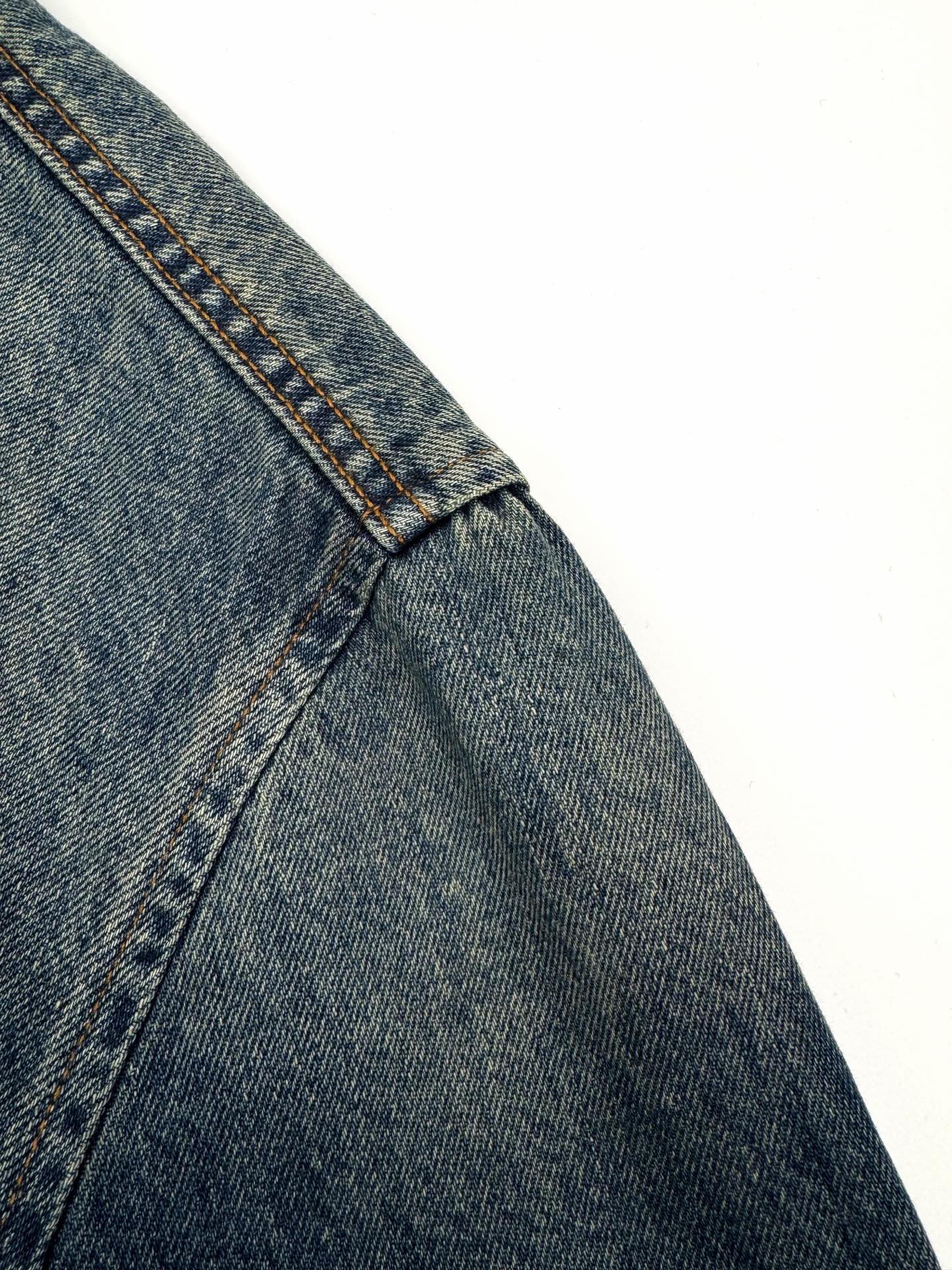 2026 New GS Embroidered Family Crest Denim Shirt (BB734-B40)
