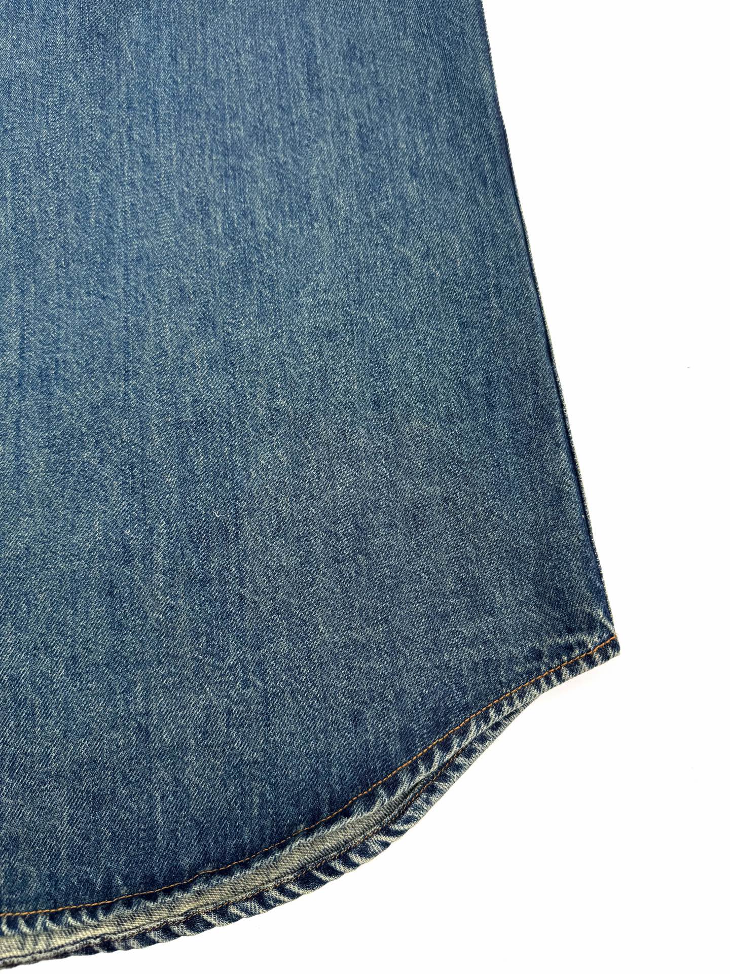 2026 New GS Embroidered Family Crest Denim Shirt (BB734-B40)