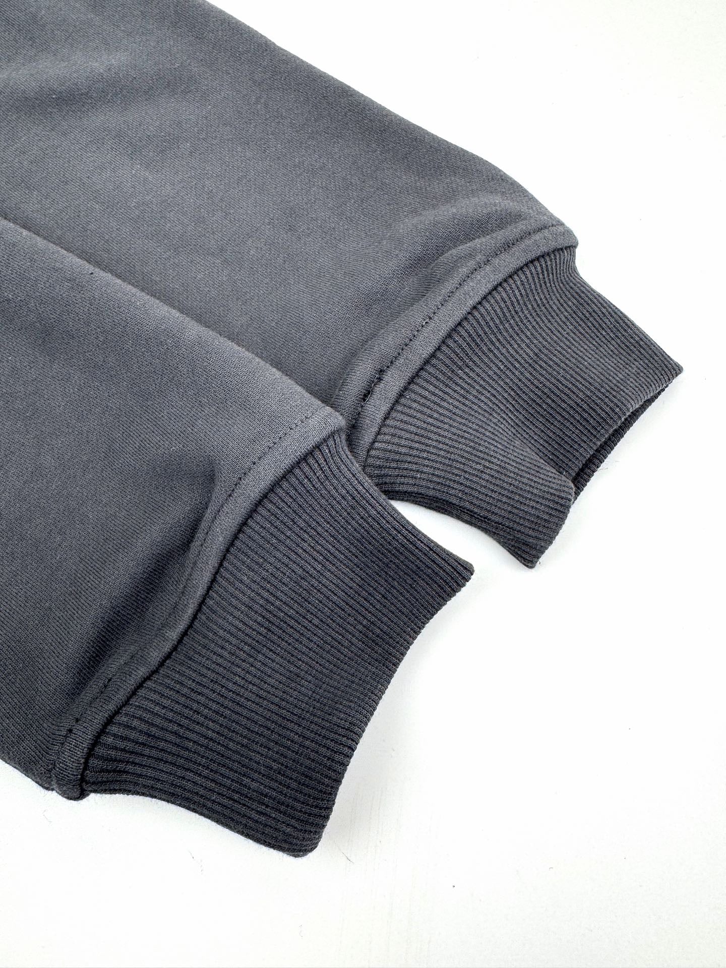 2026 New GS Saddle Stud Embellished Hoodie (25348-A85)