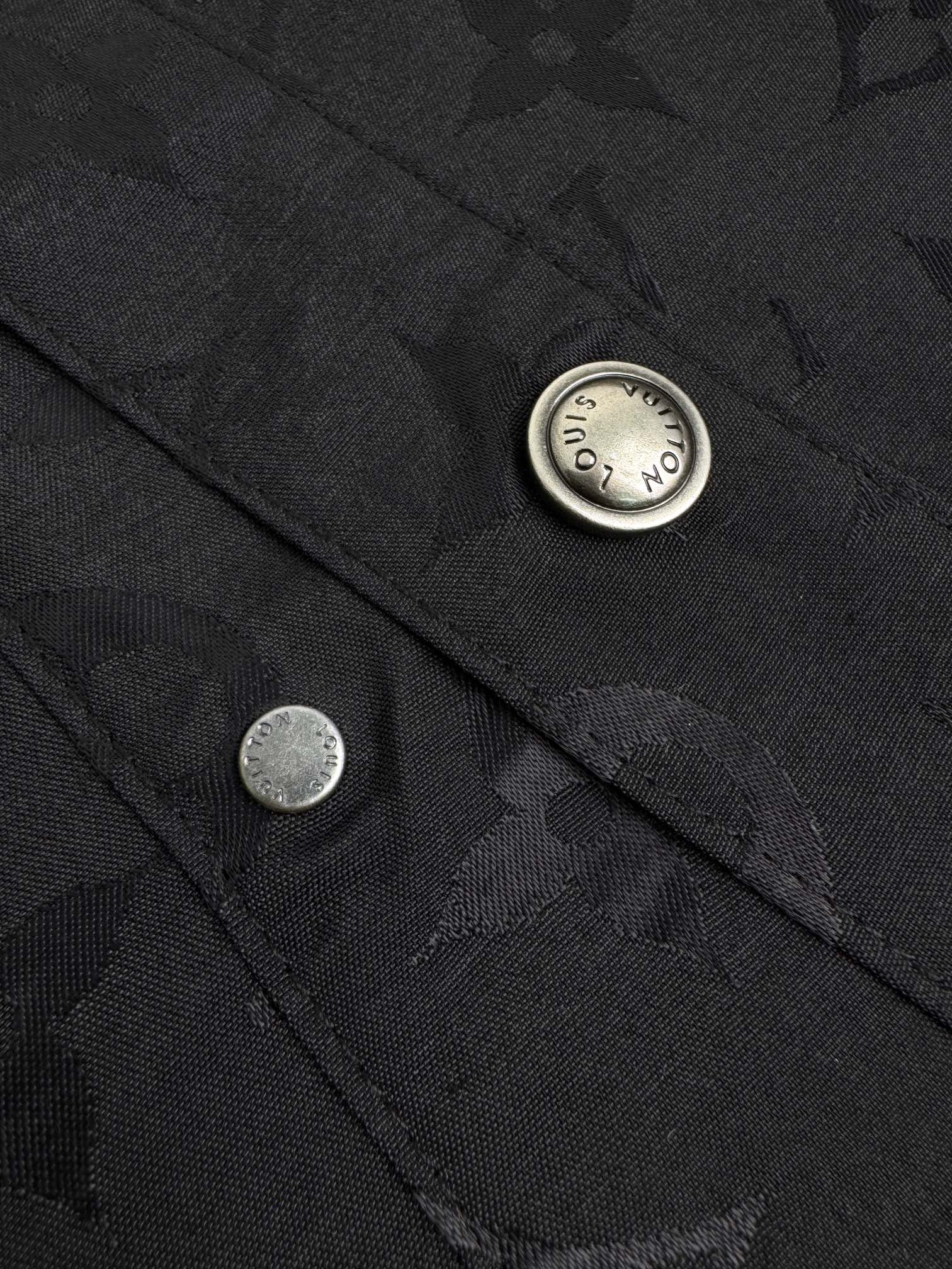 2026 New GS Corrugated Jacquard Jacket-Style Shirt (MM082-B55)