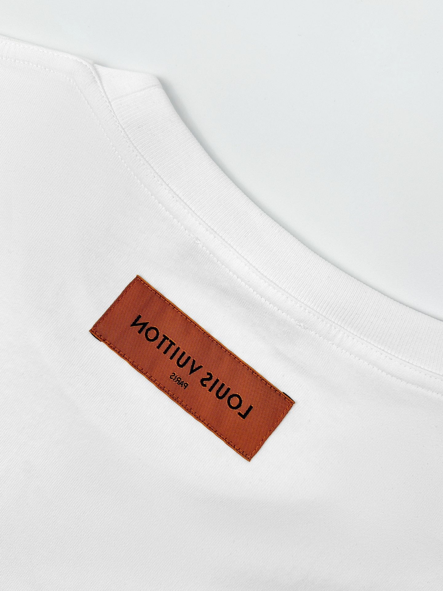2026 New GS Logo Embossed Short-Sleeved T-Shirt (24019-A10)