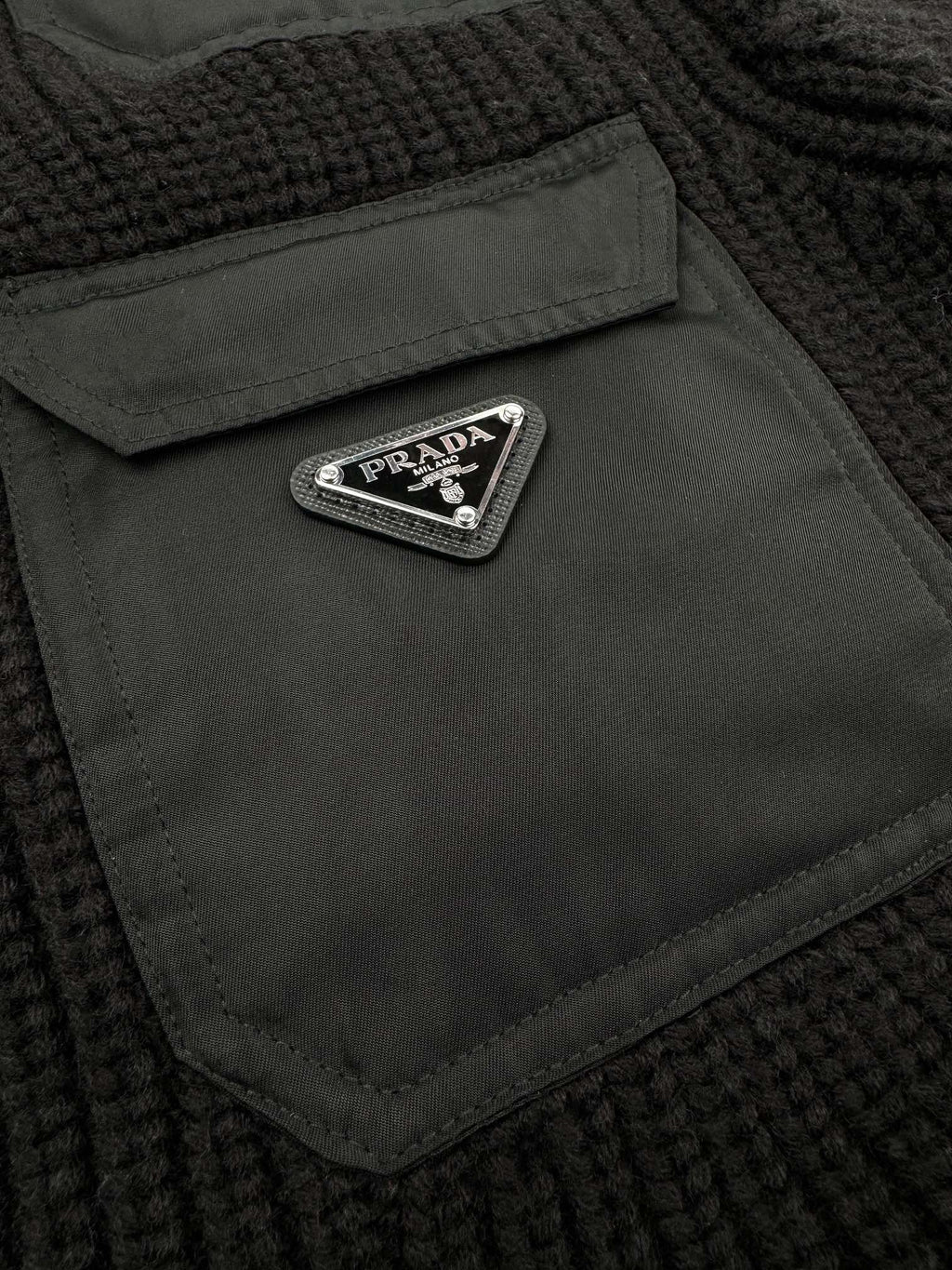 2026 New GS Knitted Cardigan (24067-C40)