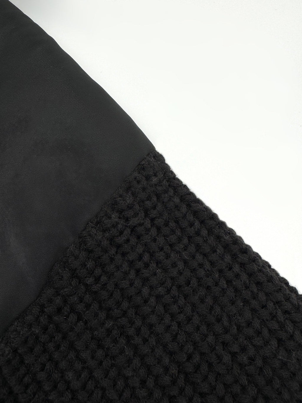 2026 New GS Knitted Cardigan (24067-C40)