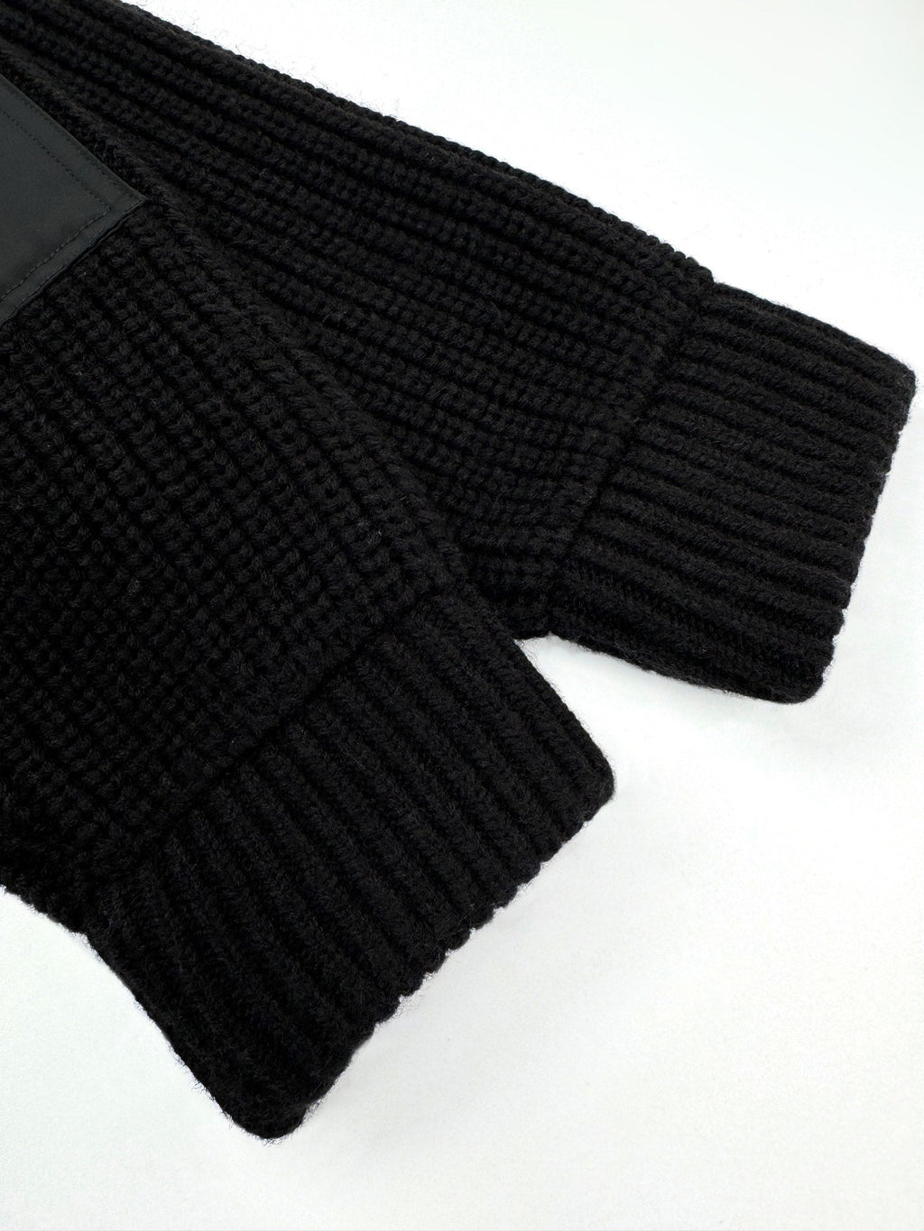 2026 New GS Knitted Cardigan (24067-C40)