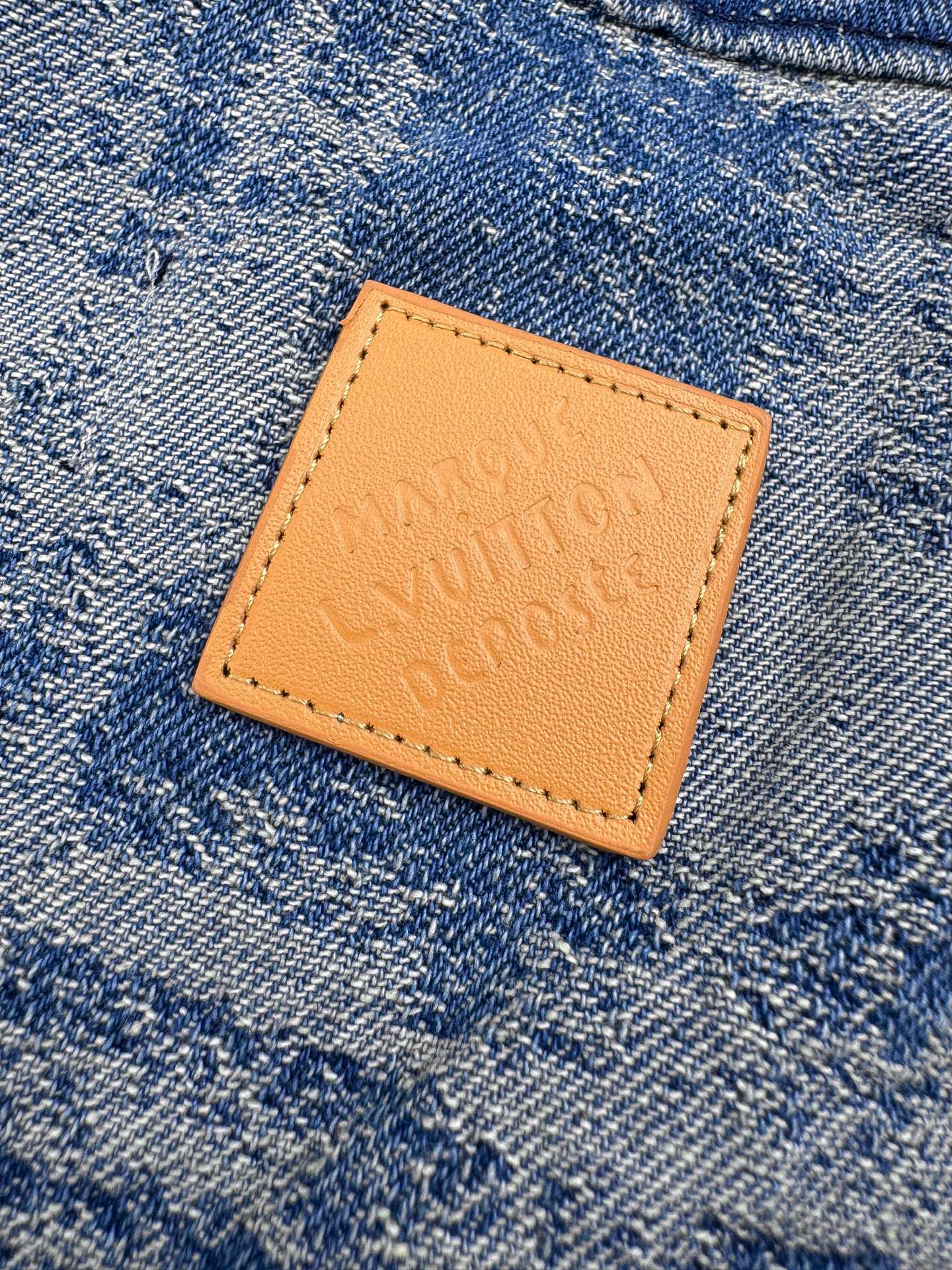 2026 New GS Logo Denim Short-Sleeve Shirt (BB773-B40)