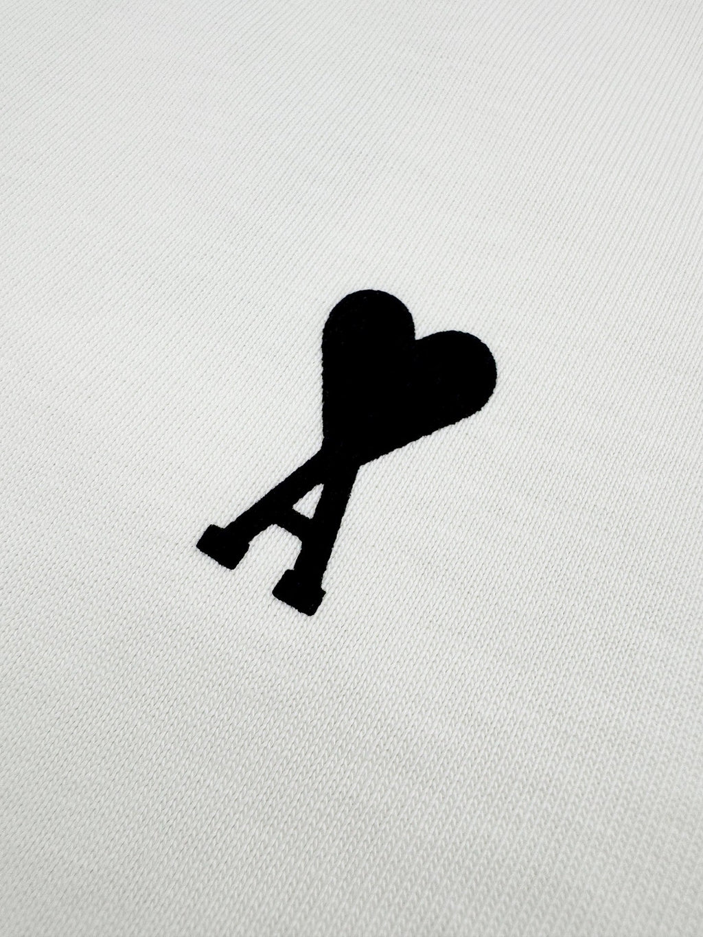 2026 New GS  Short-Sleeved T-Shirt with Heart-Shaped Text Print (AA555-A00)