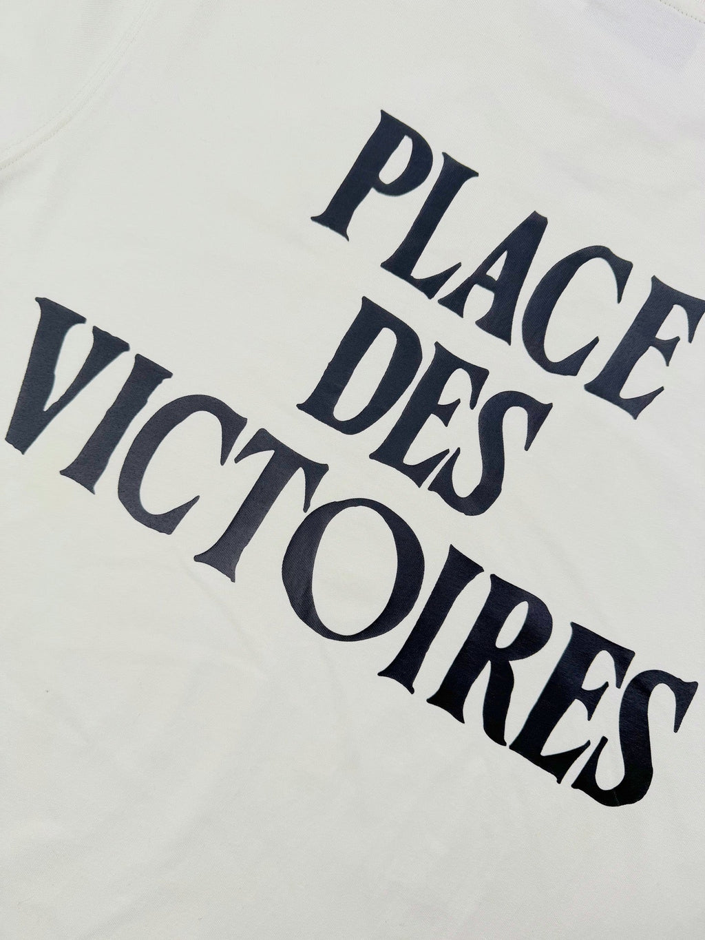 2026 New GS  Short-Sleeved T-Shirt with Heart-Shaped Text Print (AA555-A00)