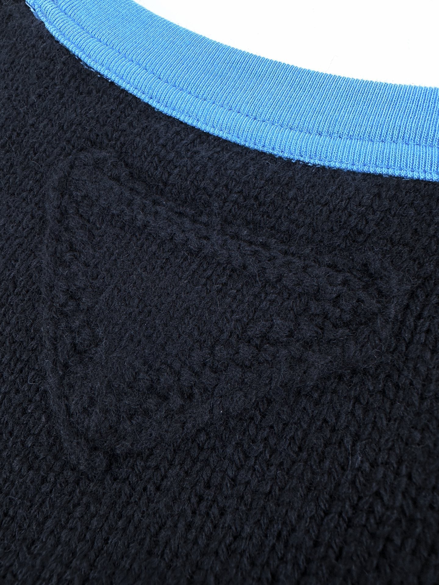 2026 Women’s GS Short-Sleeved Jumper with Triangle Logo (DD102)
