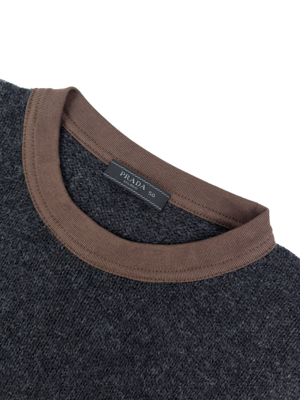 2026 New GS Short-Sleeved Sweater with Triangle Logo (AA569-A50)