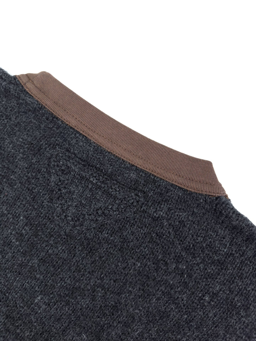 2026 New GS Short-Sleeved Sweater with Triangle Logo (AA569-A50)
