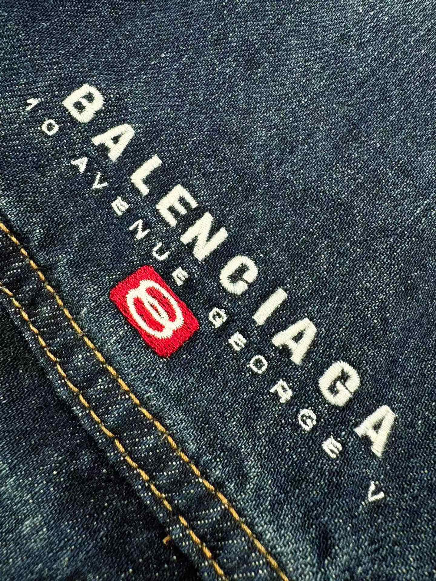 2026 New GS Embroidered Denim Hooded Jacket (25337-C30)