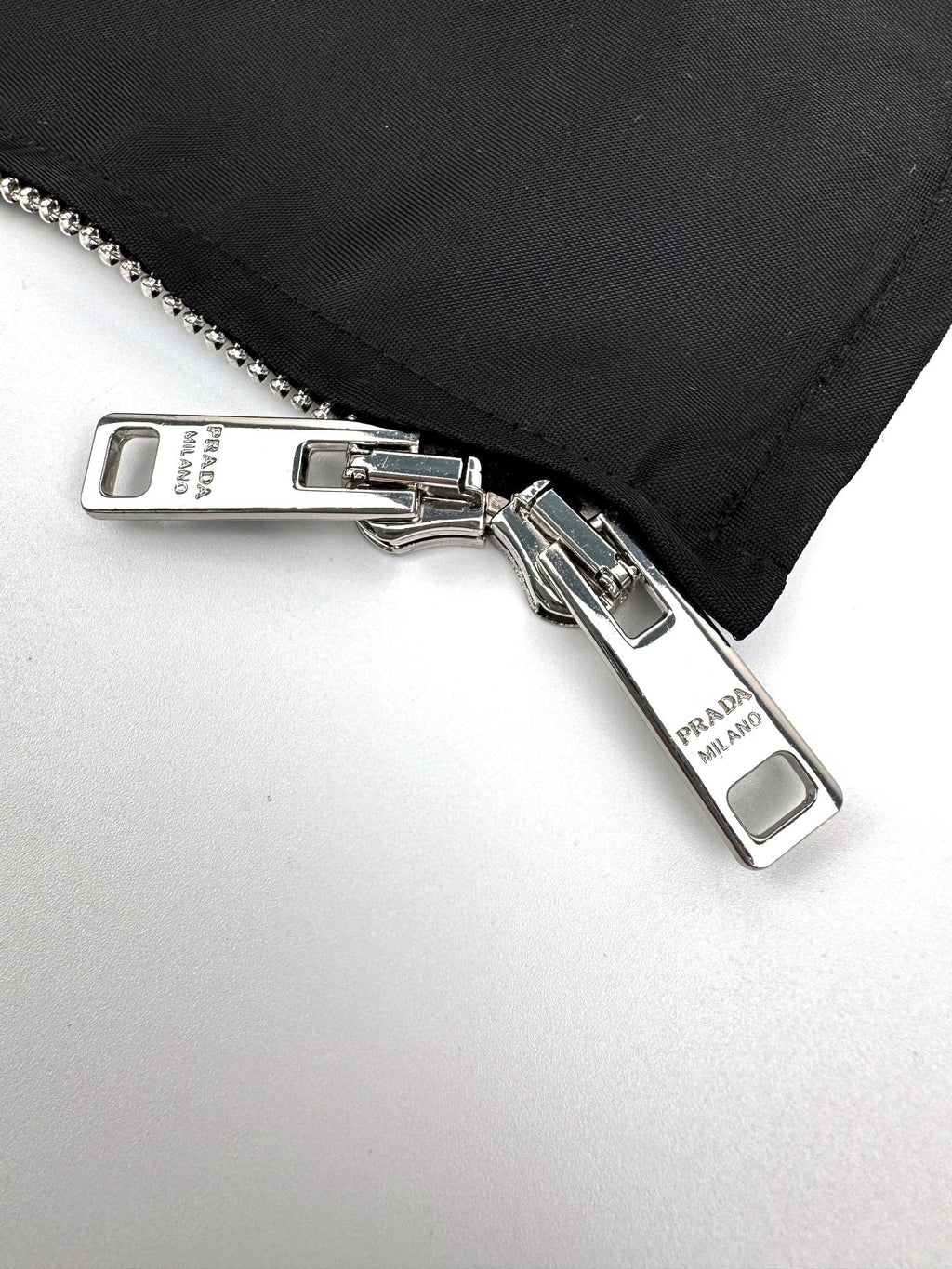 2026 New GS Zipped Jacket (MM065-B70)
