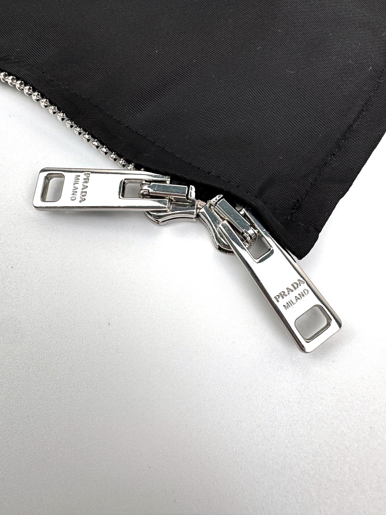 2026 New GS Zipped Jacket (MM065-B70)