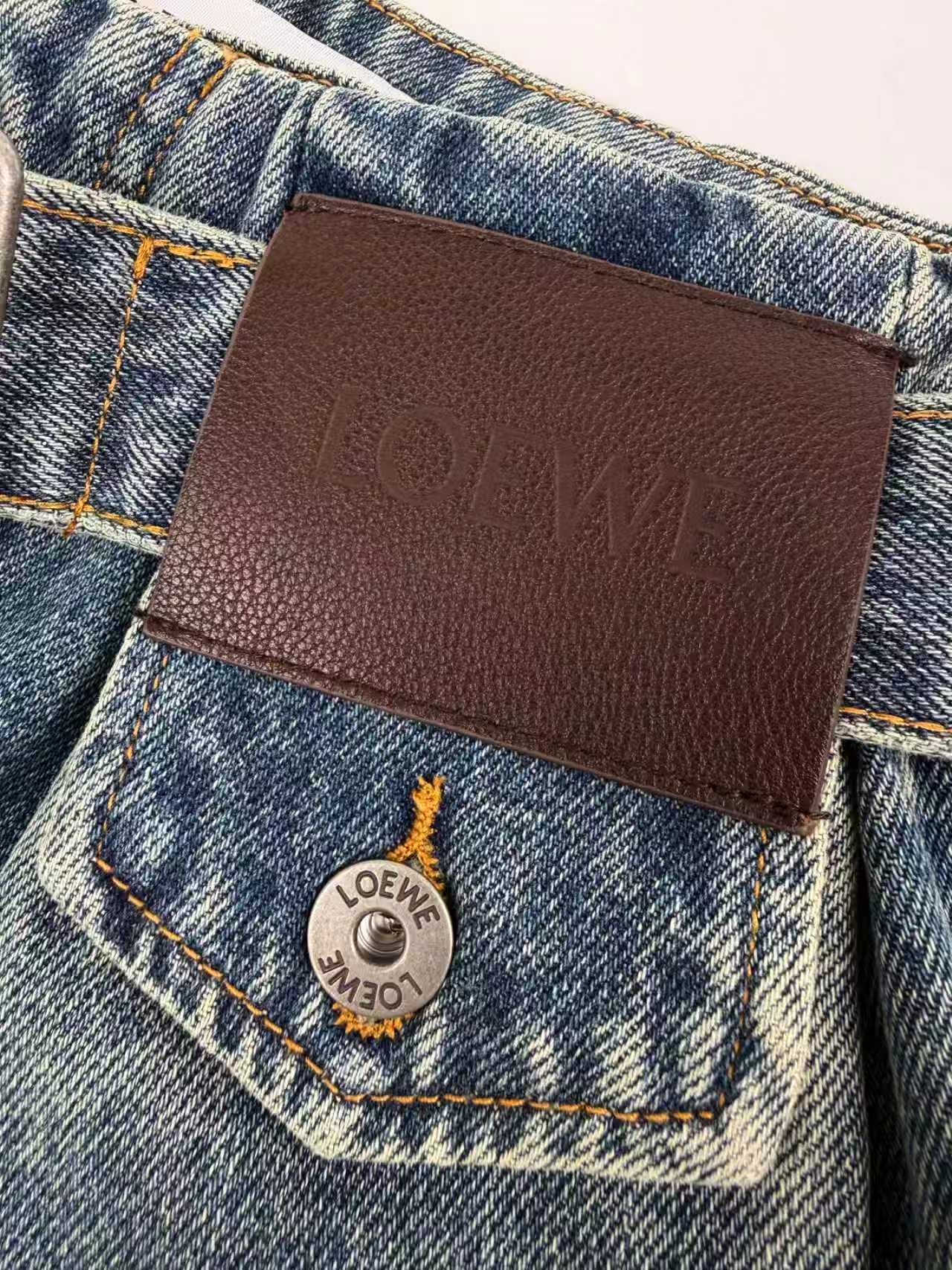 2026 New GS Leather Patch Jeans (BB828-B70)