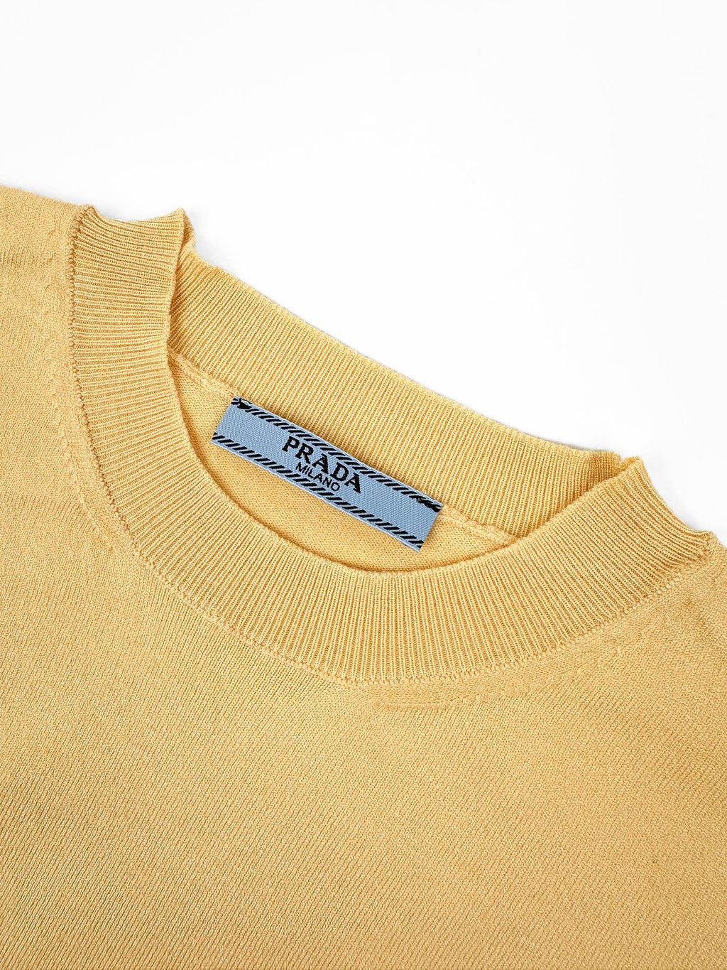 2026 Women’s GS Embroidered Short-Sleeved Jumper (DD119)