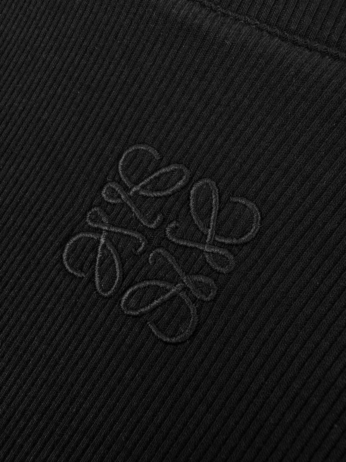 2026 Women’s GS Embroidered Ruffle Tank Top (DD129)
