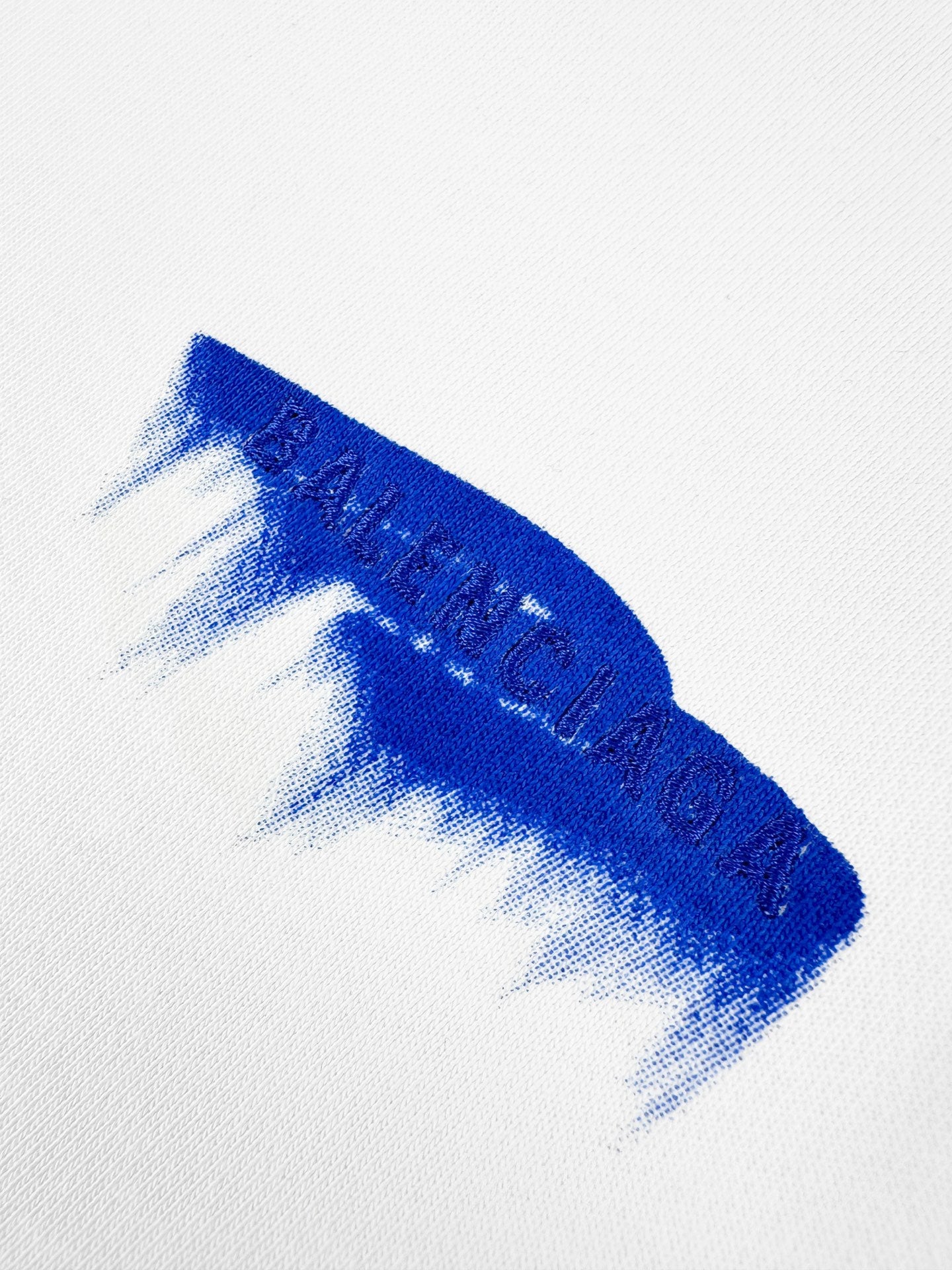 2026 New GS Embroidered Graffiti Shorts (AA608-A45)