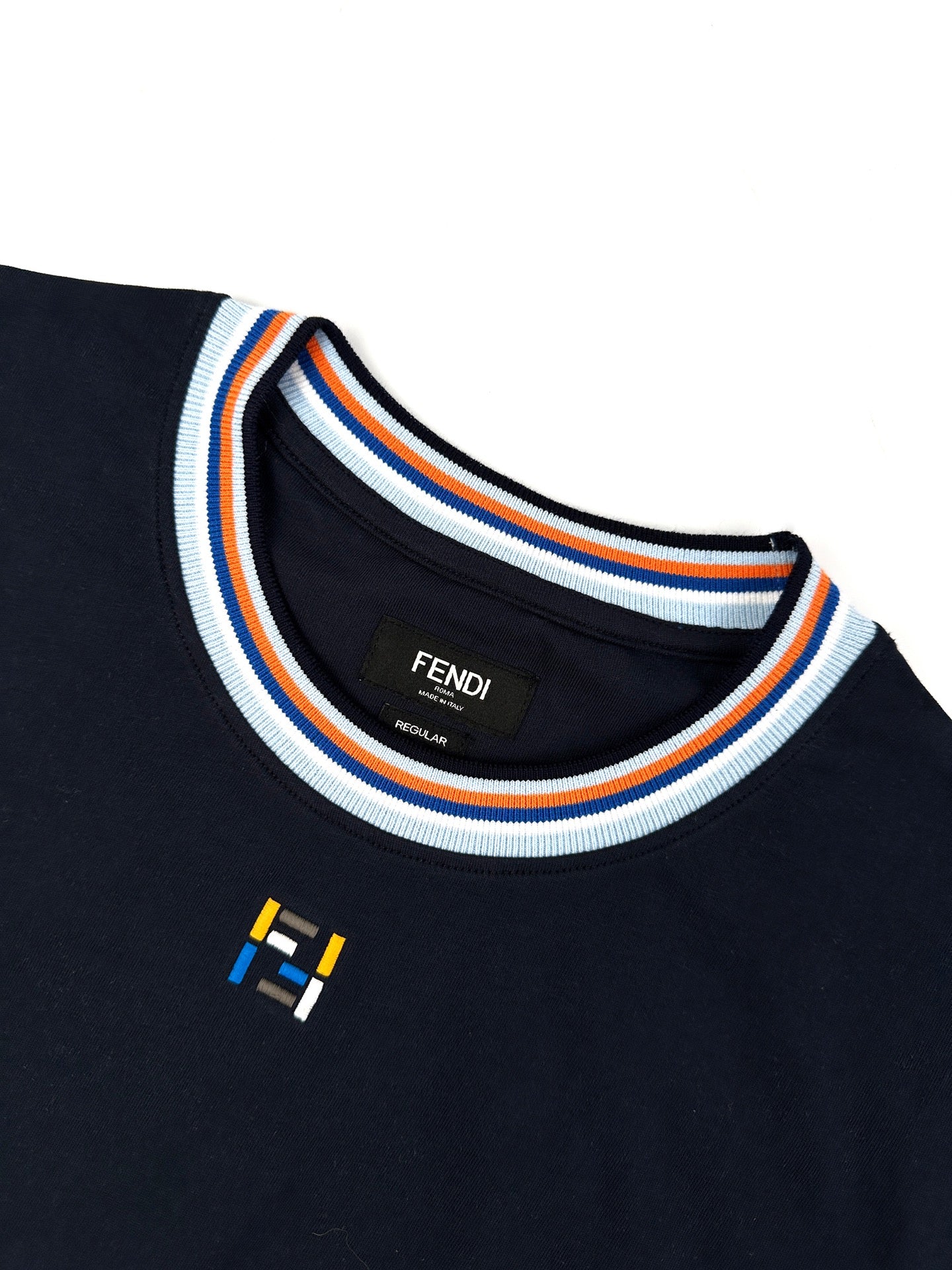 2026 New GS Two-Tone Embroidered Short-Sleeve Shirt (AA643-A10)