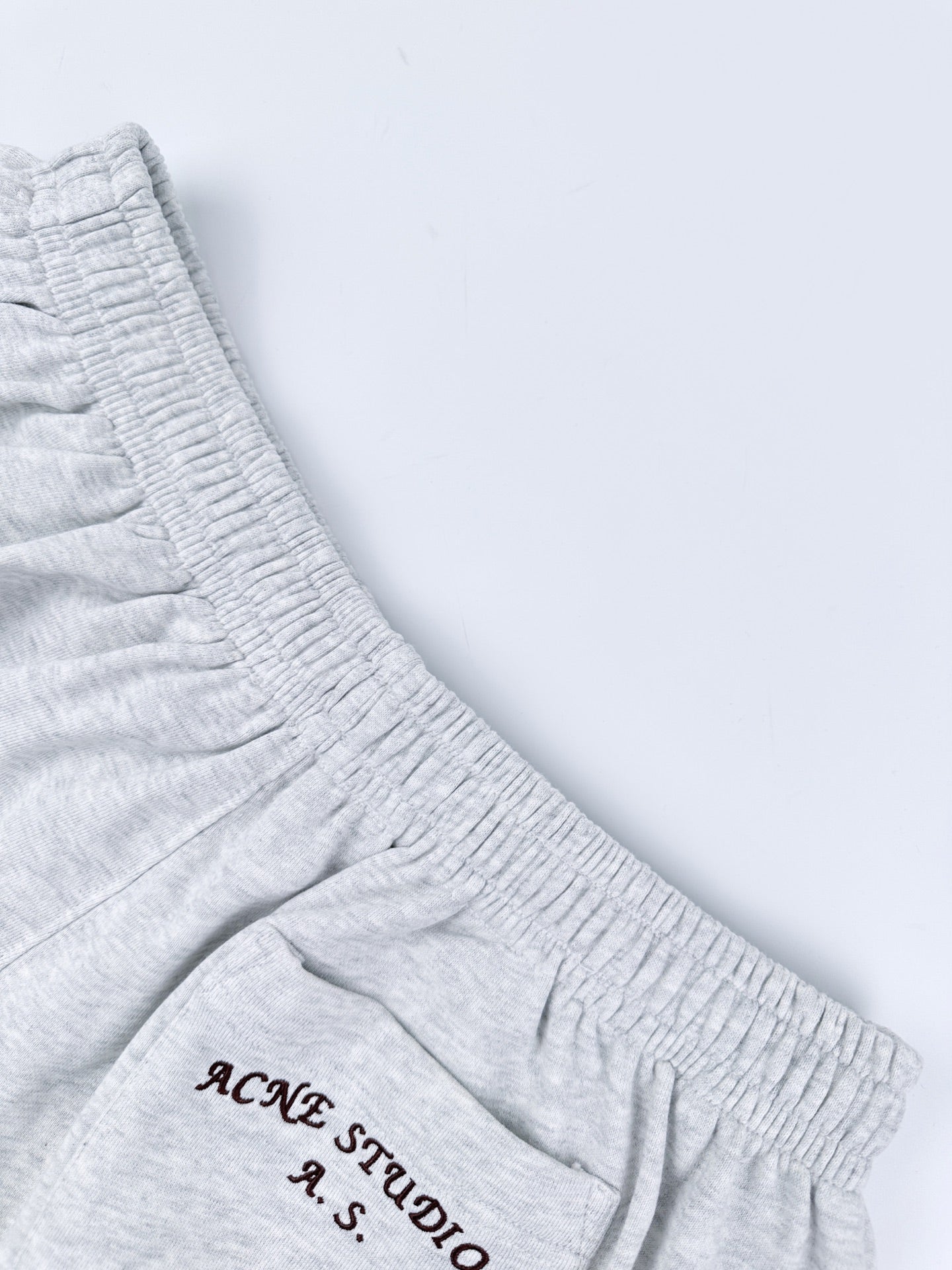 2026 New GS Embroidered Logo Sports Trousers (BB869-B25)