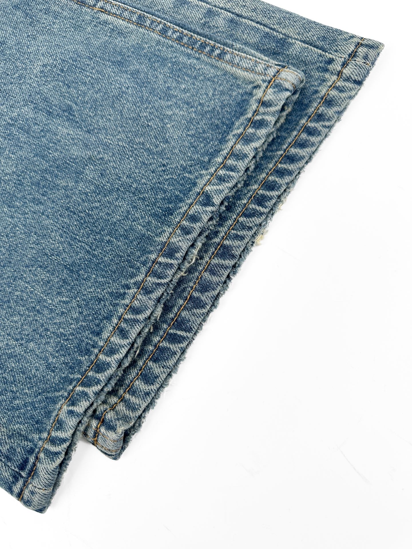 2026 New Arrival GS Distressed Ripped Jeans (CC994-B60)