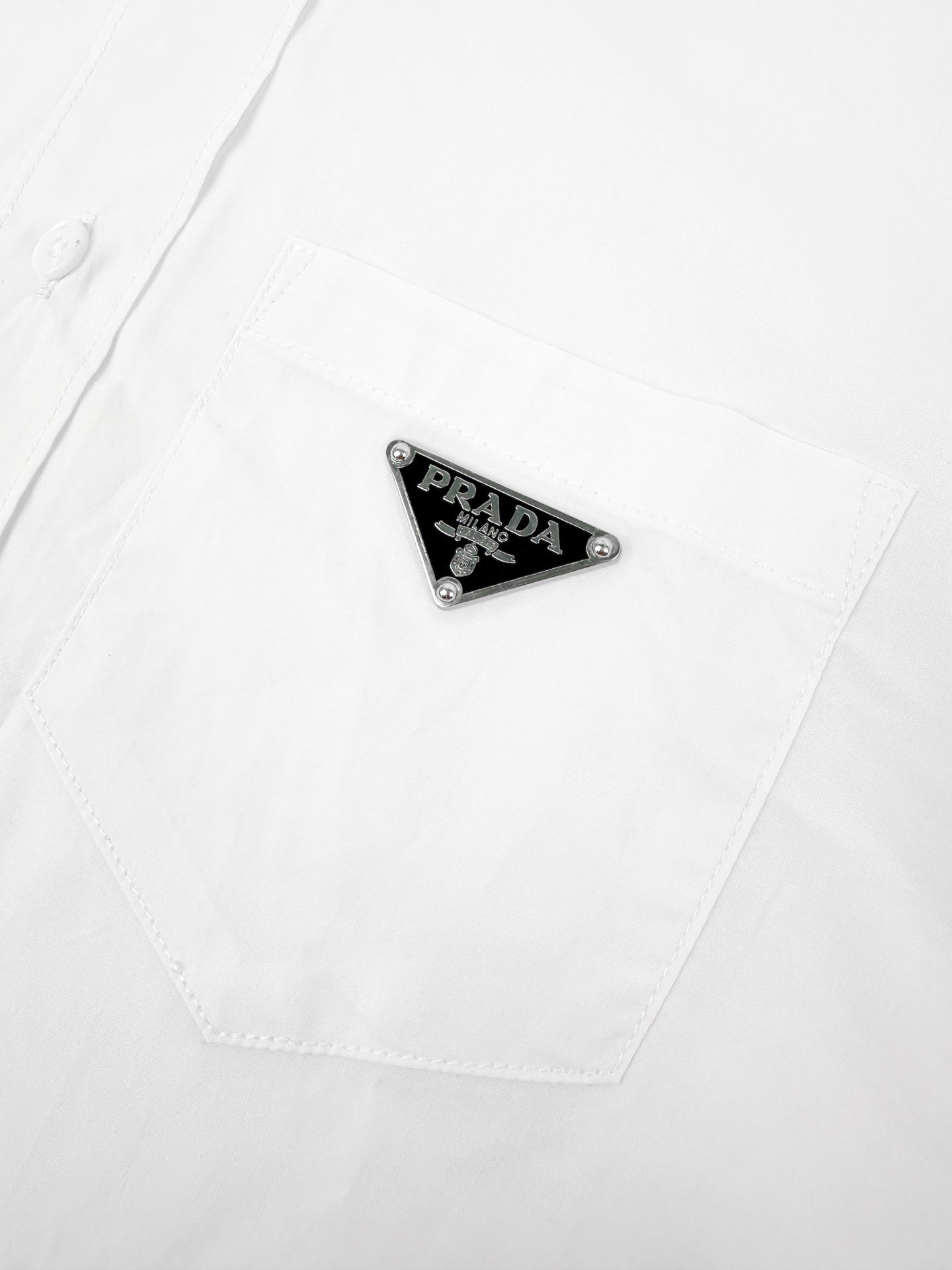 2026 Women's GS  Logo Short Shirt (EE420)