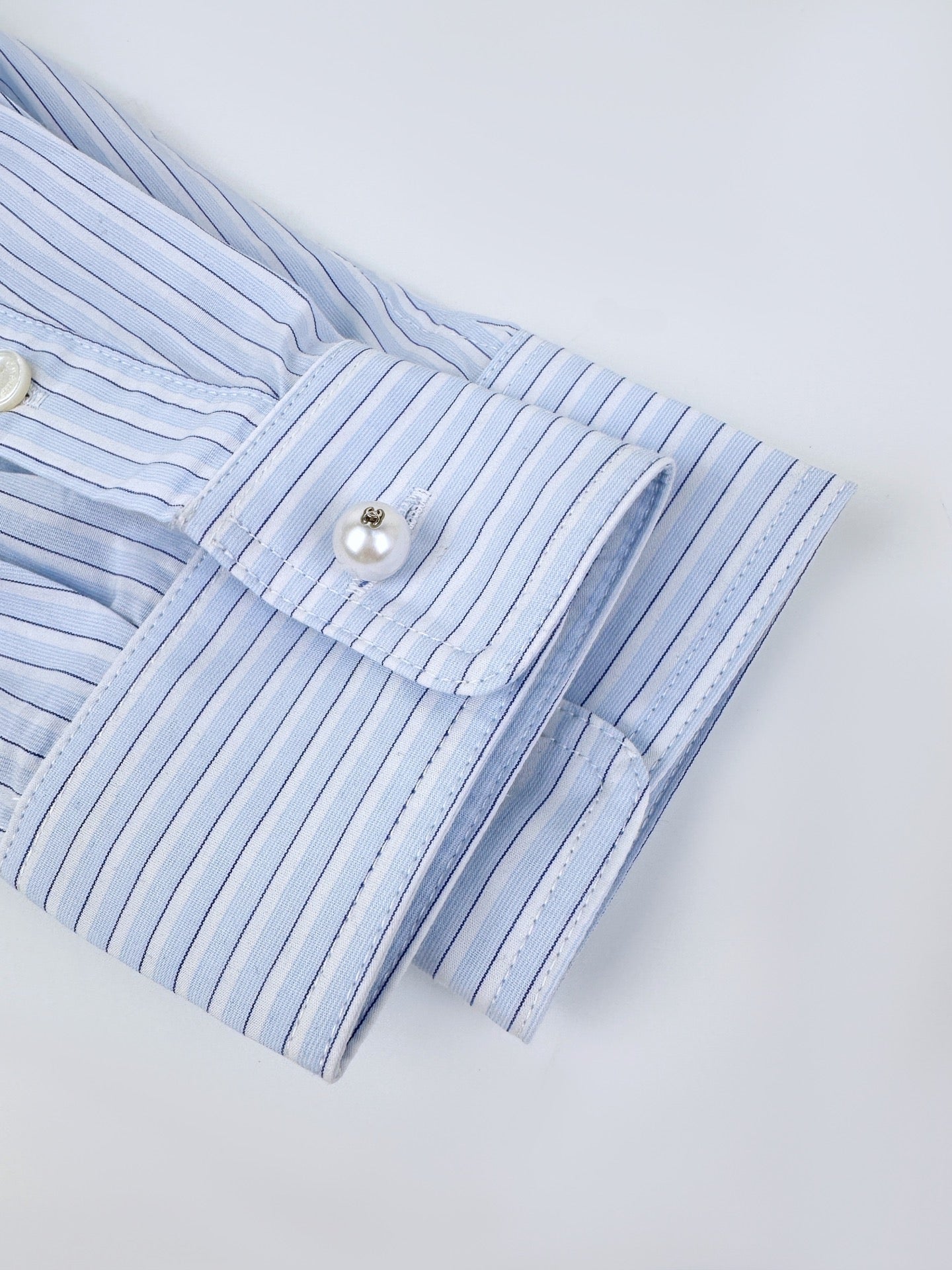 2026 Women's GS Logo Striped Shirt (FF737)