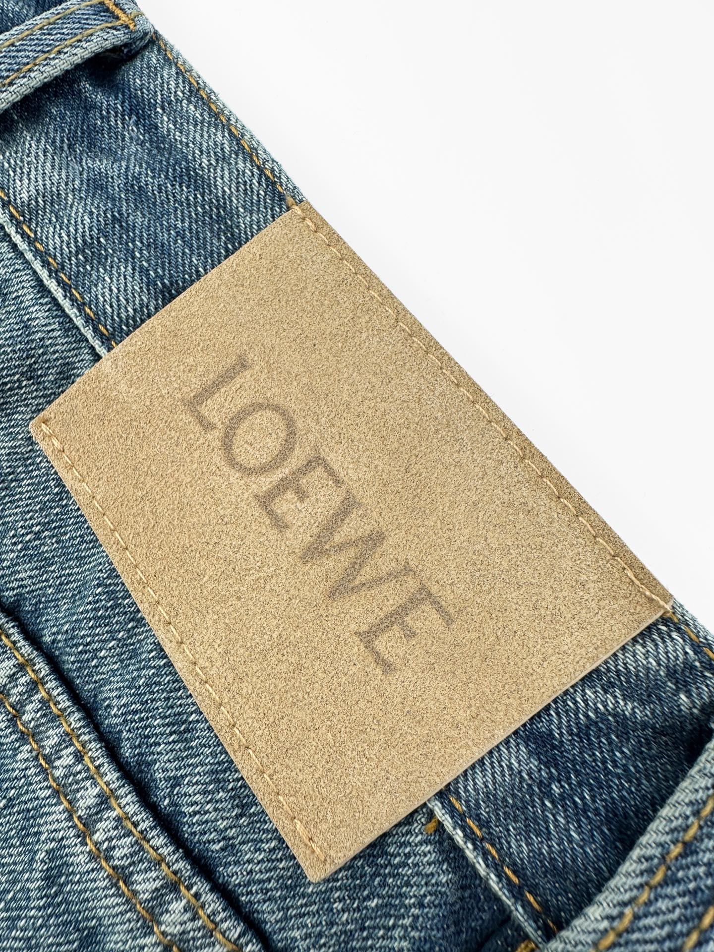 2026 New Style GS Embossed Leather Jeans (BB907-B90)