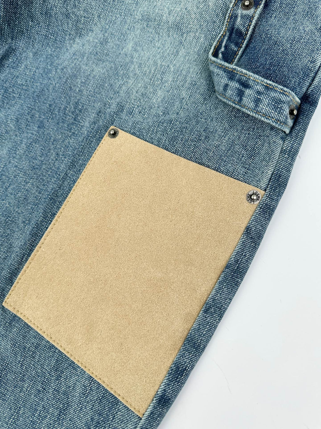 2026 New Style GS Embossed Leather Jeans (BB907-B90)