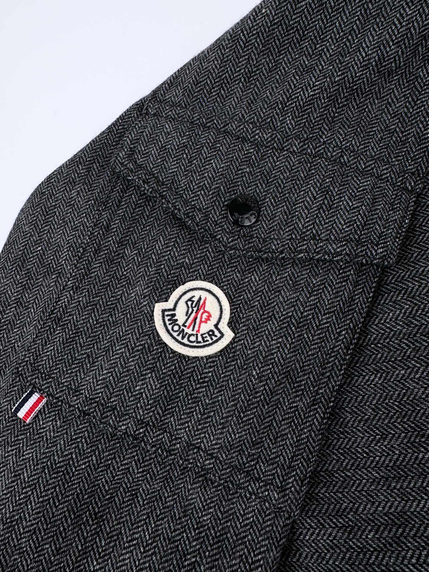 2026 New Model GS Wool Plaid Zipper Jacket (AA667-B95)