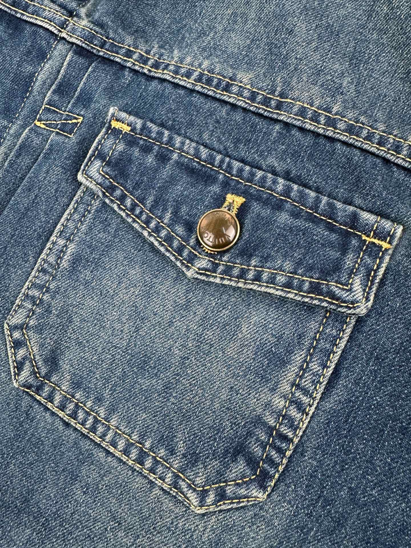 2026 New Model GS Leather Detail Denim Jacket (BB872-C25)