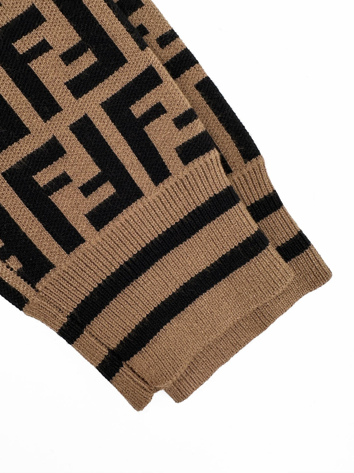 2026 Women's GS Full-Print Round-neck Sweater (DD170)