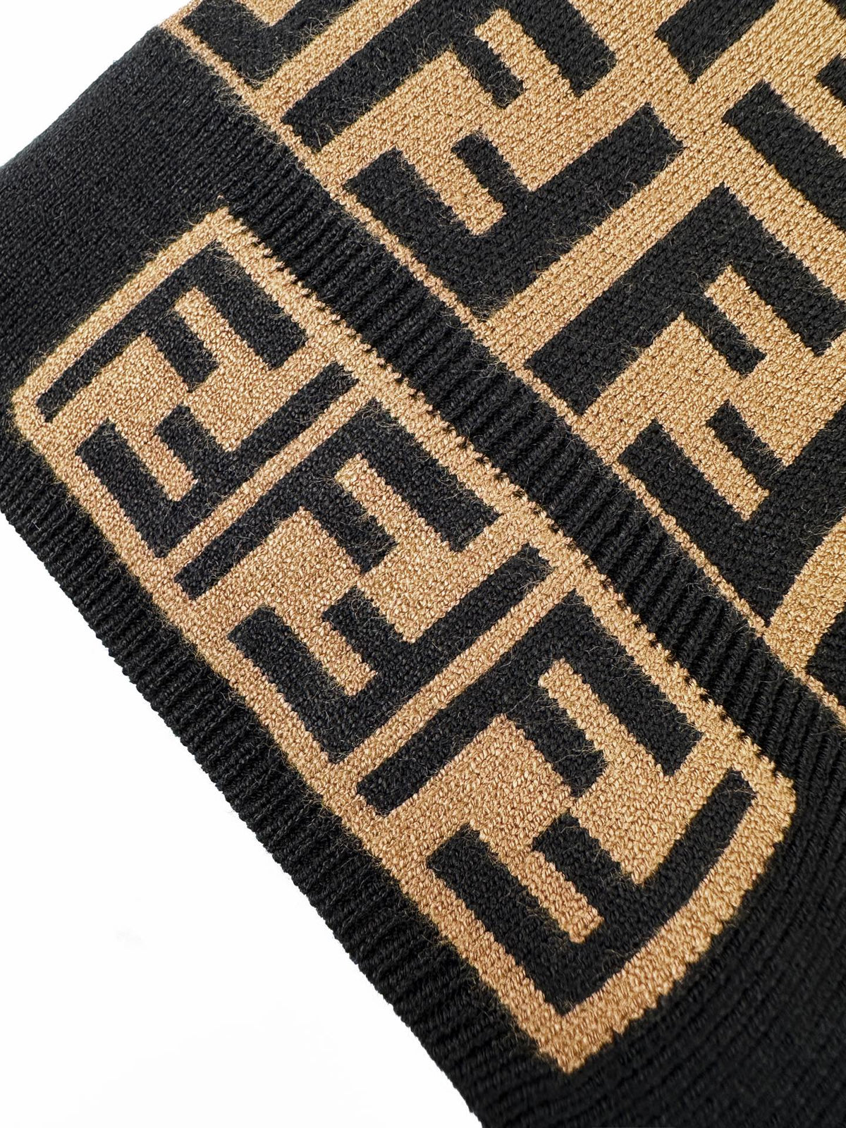 2026 Women's GS Full-Print Round-neck Sweater (DD170)