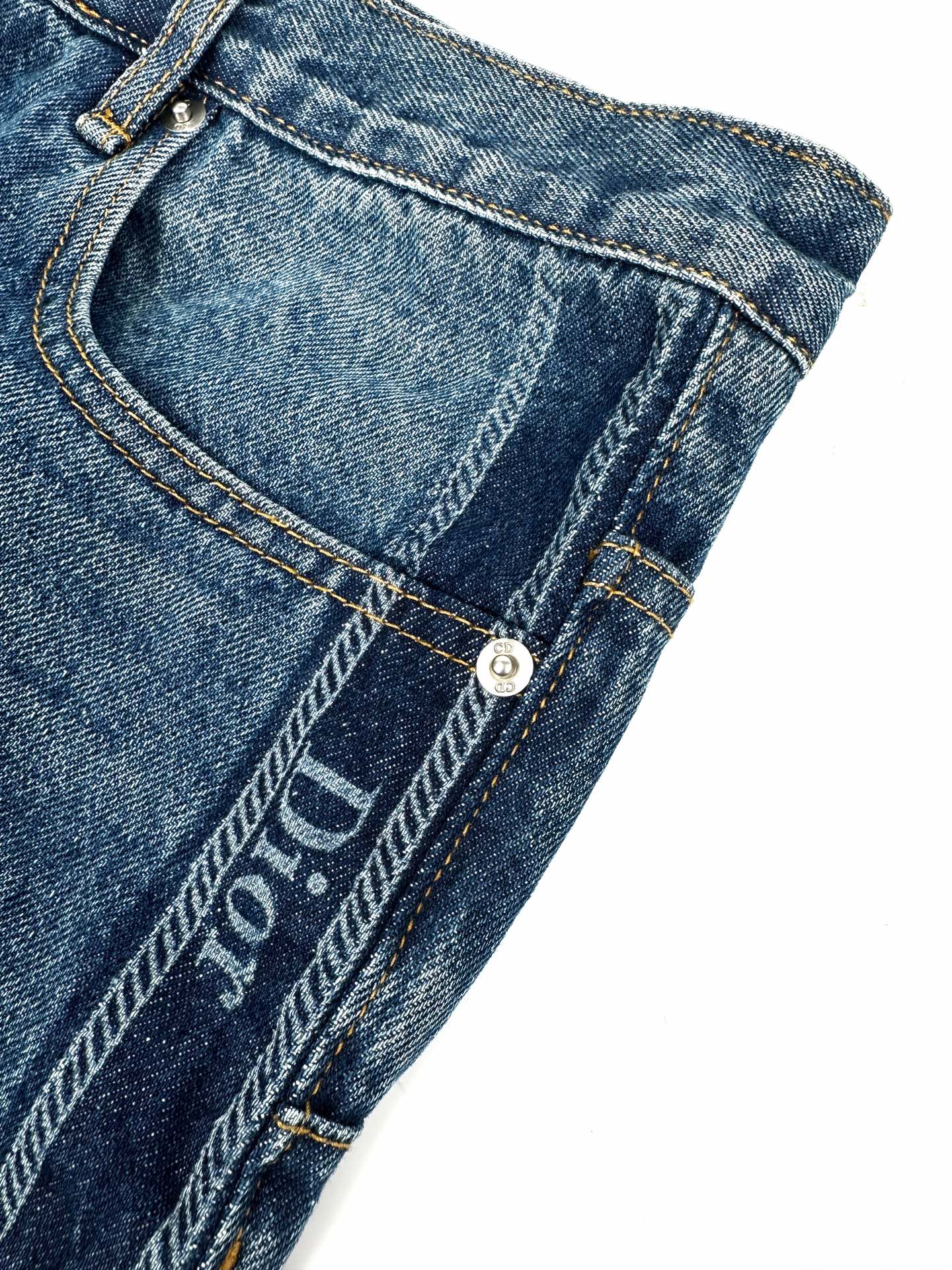 2026 New Style GS Laser Embroidered Denim Jeans (BB4008-B35)