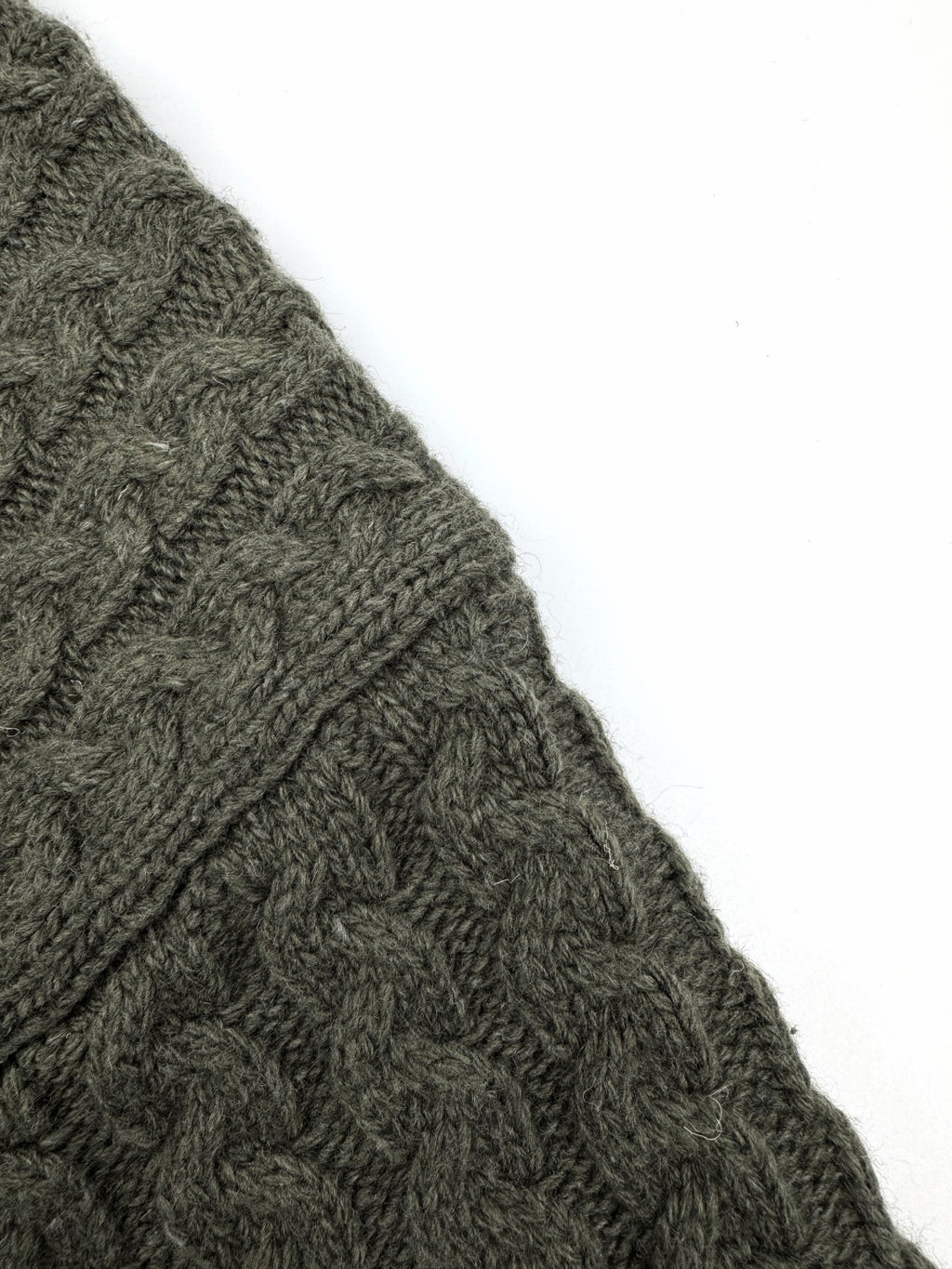 2026 New Style GS Twisted Knit Sweater (25387-B70)