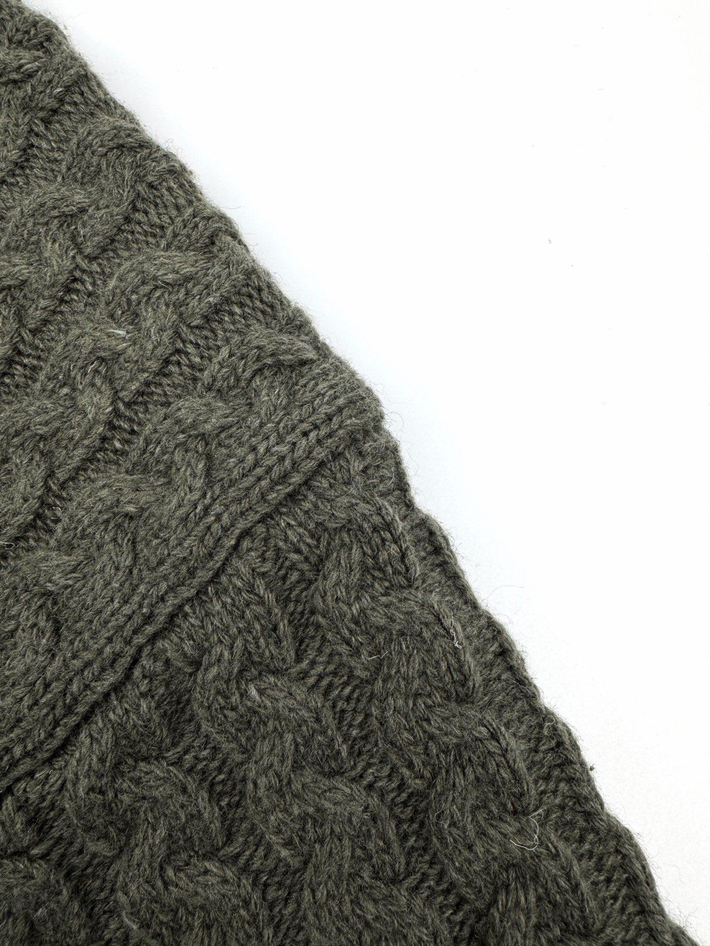 2026 New Style GS Twisted Knit Sweater (25387-B70)