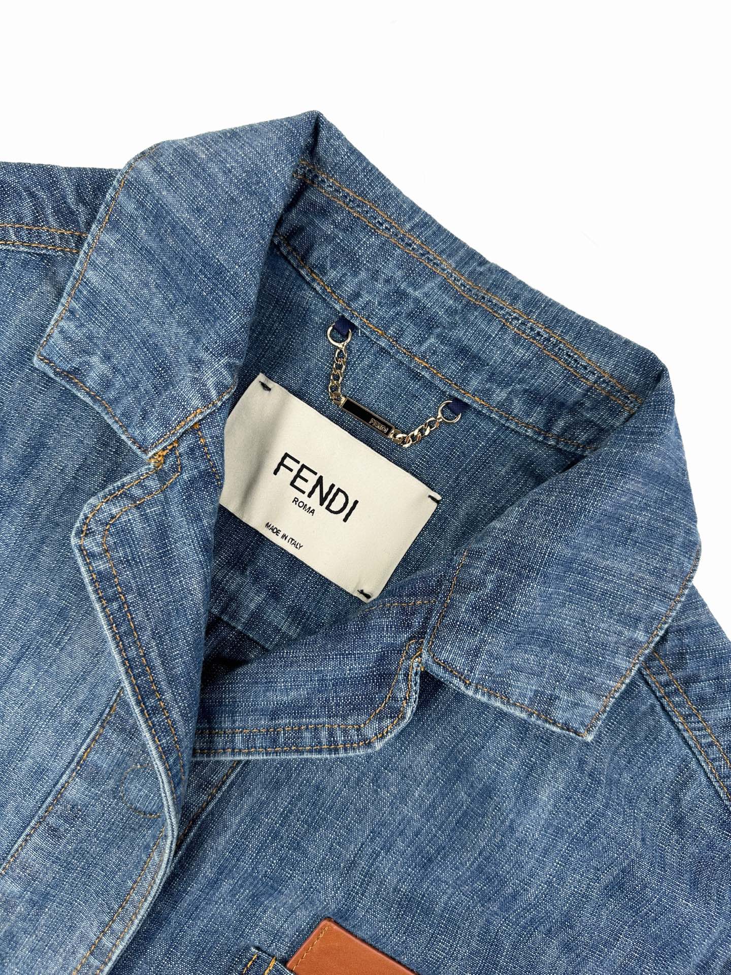 2026 Women's GS Leather Patch Denim Jacket (EE436)