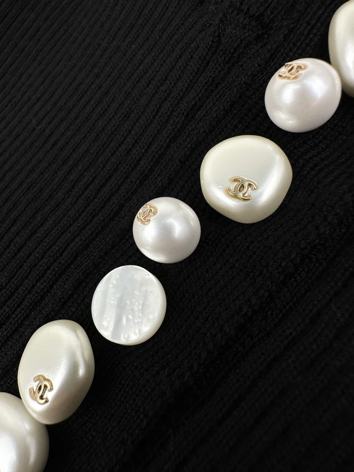 2026 Women's GS Logo Pearl Sweater (FF812)