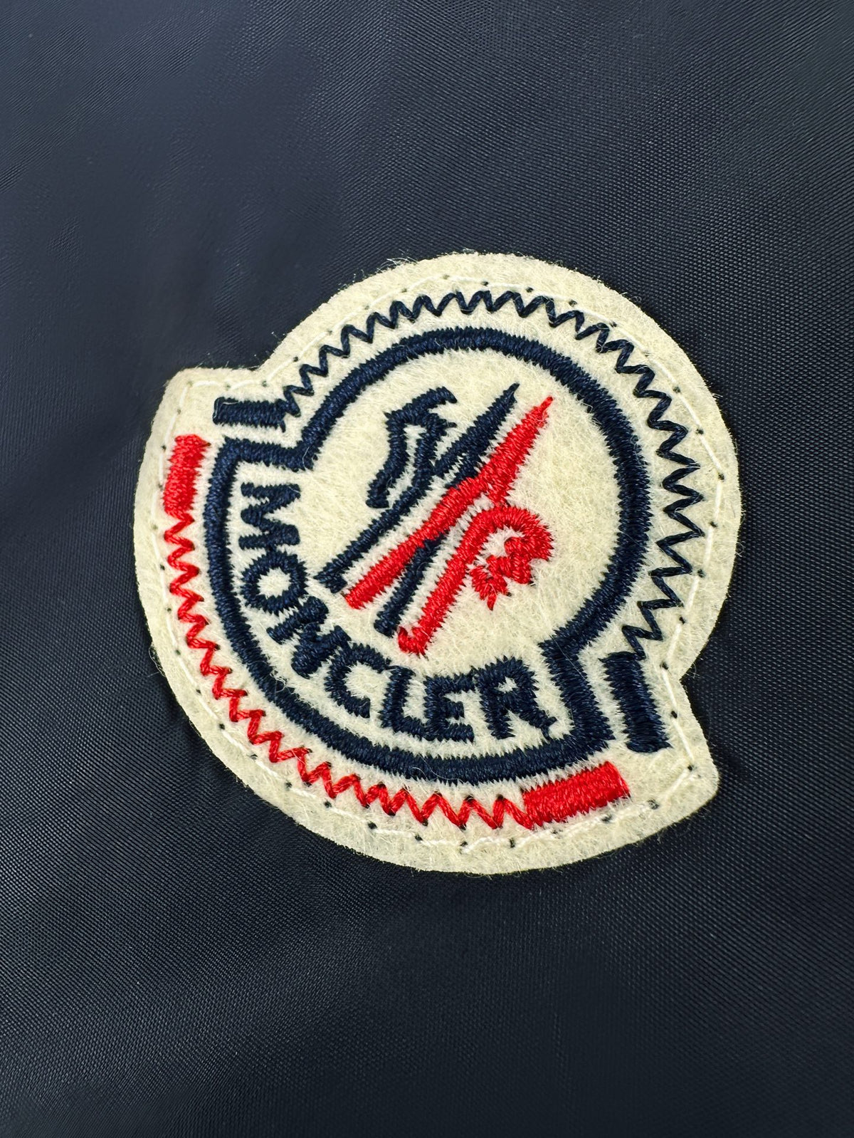 2026 New Model GS Logo Color-Contrasting Stitch Jacket (AA669-B90)
