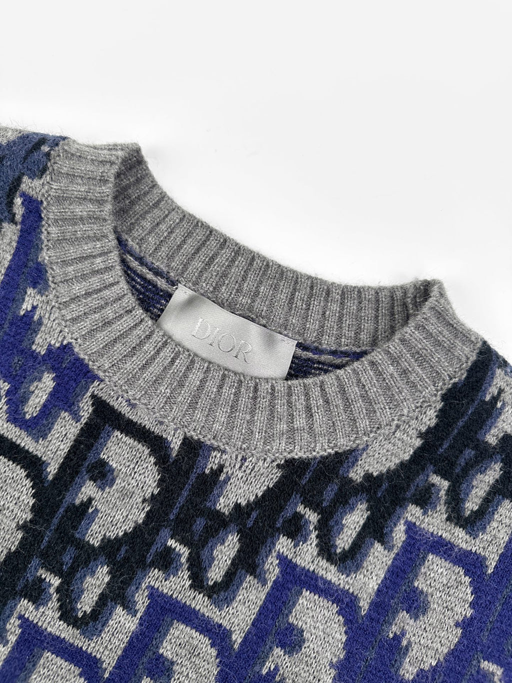 2026 New GS Gradient Full Printed Jacquard Sweater (AA636-B40)