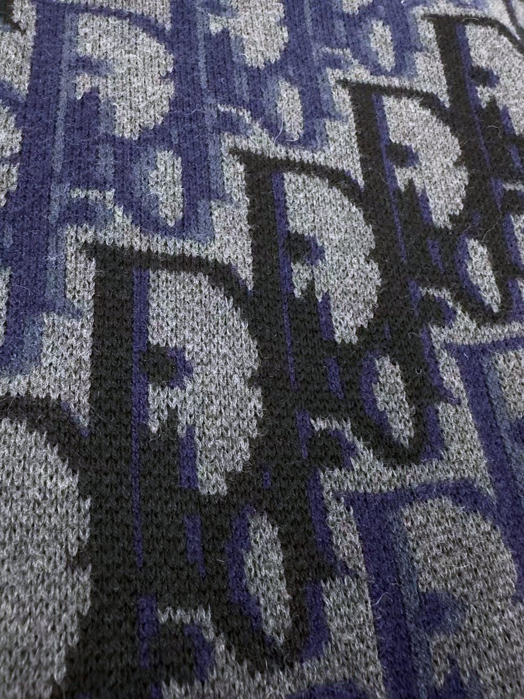 2026 New GS Gradient Full Printed Jacquard Sweater (AA636-B40)