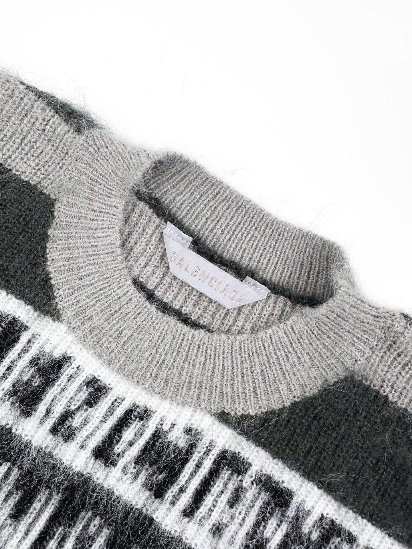 2026 new model GS logo letter stripe sweater (AA1024-B40)
