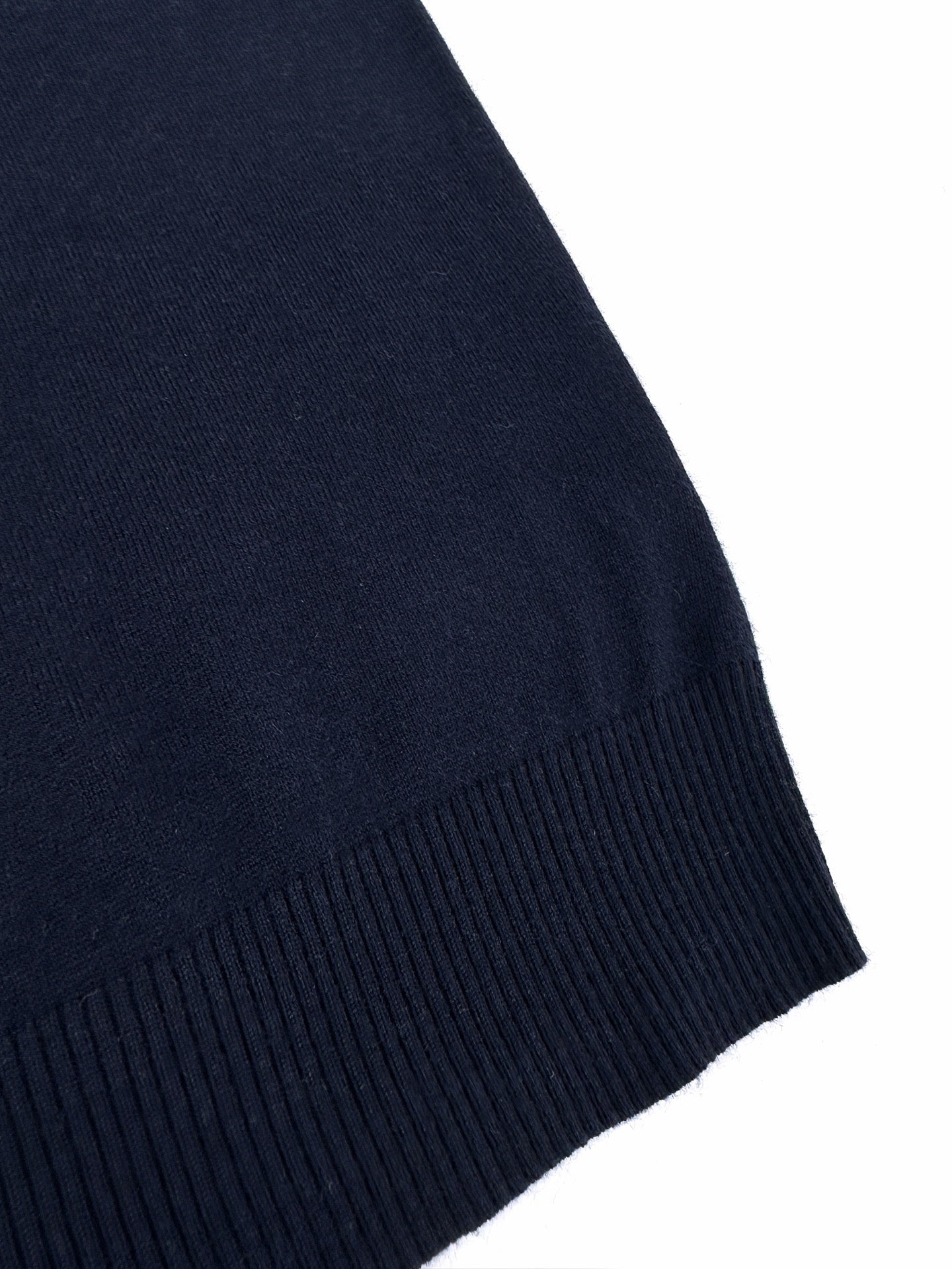 2026 Women's GS Logo Layered Decorative Sweater (DD185)