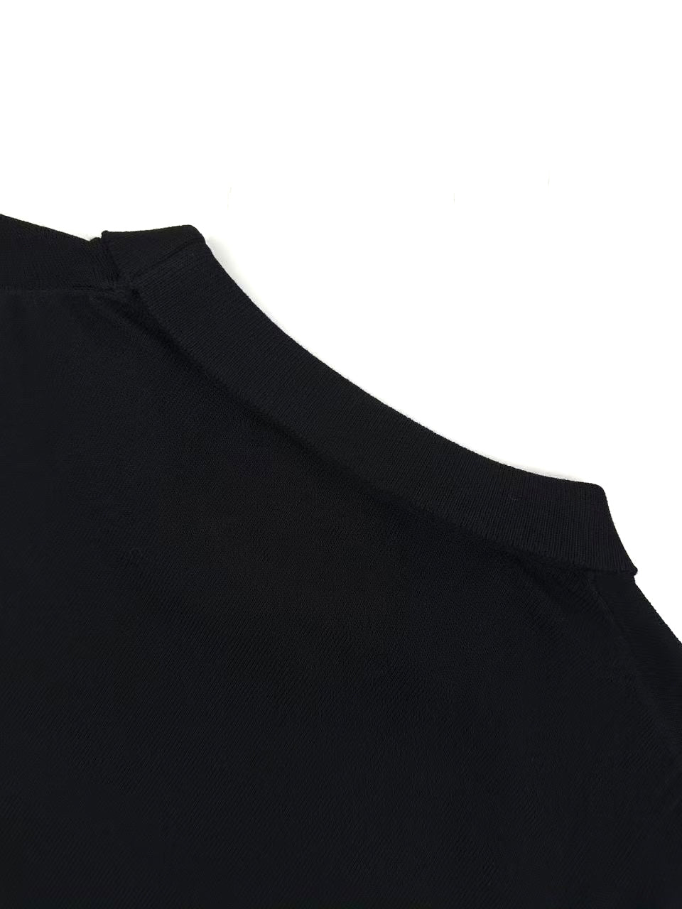 2026 Women's GS Embroidered Short-Sleeved Sweater (DD149)