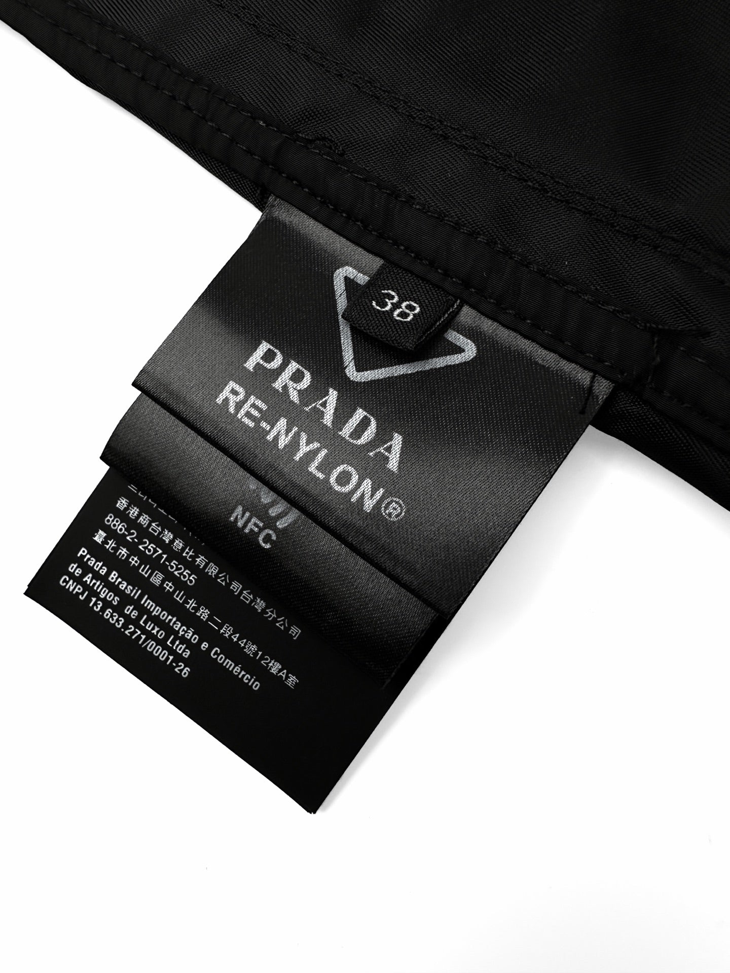 2026 Women's GS Triangular Pattern Double-Button Coat (DD184)