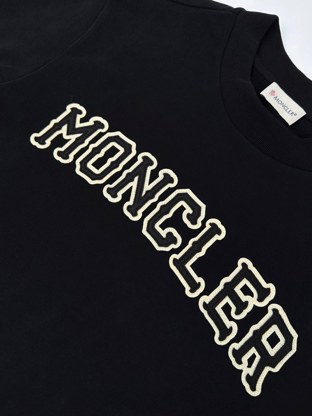 2026 New Model GS Embroidered Logo Sweatshirt (BB4025-A85)