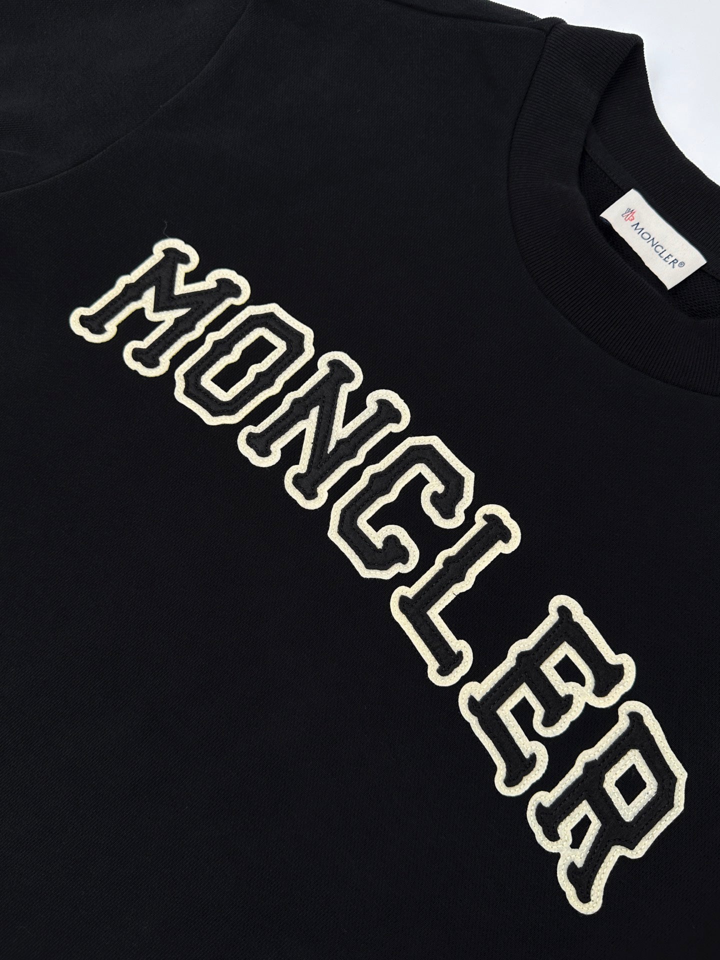2026 New Model GS Embroidered Logo Sweatshirt (BB4025-A85)